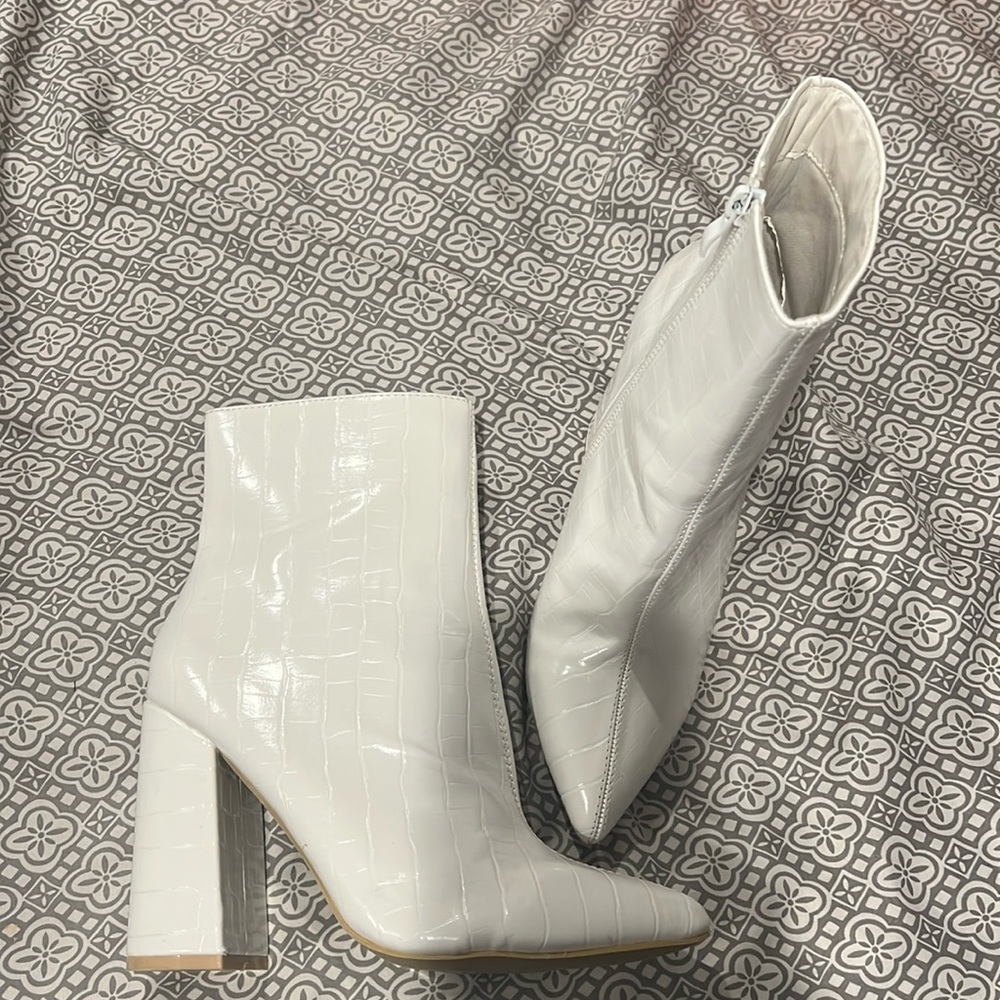 White booties from PrettyLittleThing!